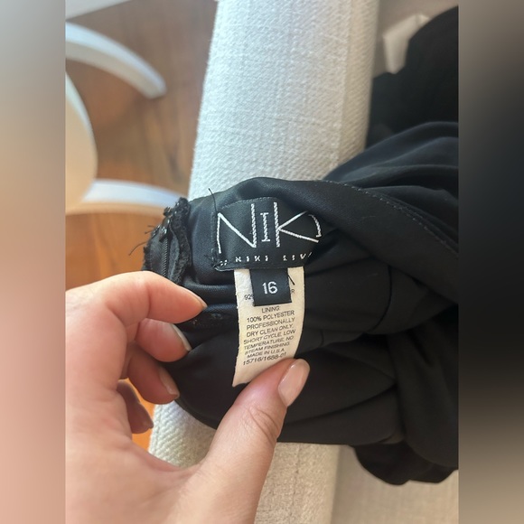NWT Black Floor Length Strappy NIKI (By NIKI LIVAS) Gown - Picture 9 of 11
